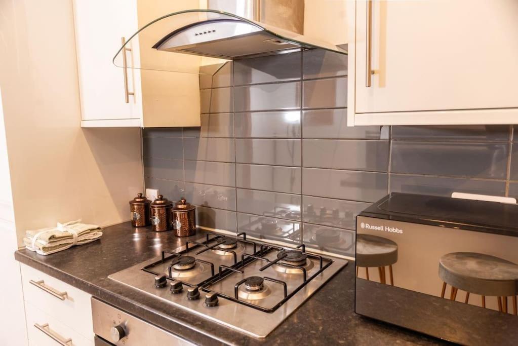 3-bed Central - 15 Mins Walk To Kings Cross By Seren Short Appartamento